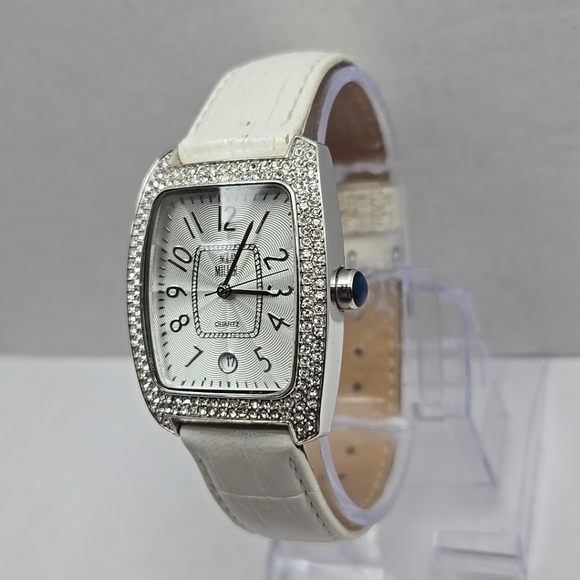 Womens Nolan Miller Crystal Rhinestone Jewel Quartz Watch New Battery - Picture 2 of 11
